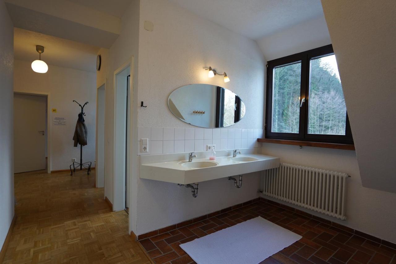 Spa-Hostel Friburgo in Brisgovia Esterno foto